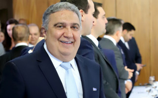 Vice-governador Laurez Moreira embarca para a China em busca de investimentos para o Tocantins.