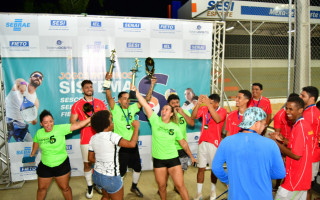 Evento reuniu cooperados e colaboradores neste sábado, 16, no SESI Esportes.