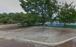 Conforme documento, o oficial de justiça relatou que foi ao cemitério, chamou duas ou três vezes pelo nome e até pelo apelido da vítima de latrocínio. 