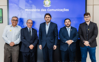 O encontro contou também com a presença do Secretário da Secretaria Extraordinária de Representação do Tocantins em Brasília (Serb), Carlos Manzini e do Diretor de Rádio e TV da Unitins, Vieira de Melo.