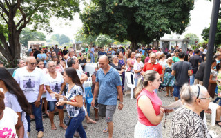 Milhares de pessoas no cemitério São Lázaro em Araguaína 