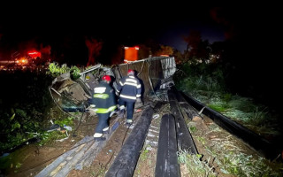 Acidente aconteceu na noite de sábado (4)