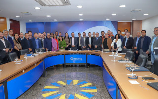 Os secretários e presidentes de autarquias do Governo do Tocantins se reuniram na tarde desta terça-feira, 7, na sala de reuniões do Palácio Araguaia Governador José Wilson Siqueira Campos