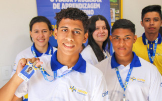 Processo de contratação dos jovens teve início em 5 de junho, e em todo o Estado já são mais de 2 mil jovens.