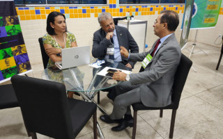 Além do prefeito Wagner, equipes de diversas secretarias da Prefeitura de Araguaína estão atuando os dois dias na caravana em busca de liquidar todas as pendências em convênios.