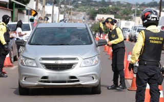A Agência de Segurança, Transporte e Trânsito (ASTT) em blitz educativa em Araguaína