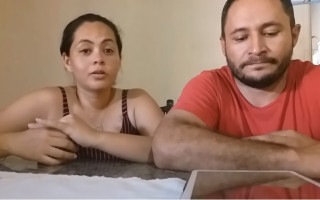 Casal usa redes sociais para pedir ajuda ao tratamento do filho.