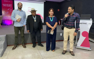 Lançamento do livro ocorreu nesta terça-feira, 28.