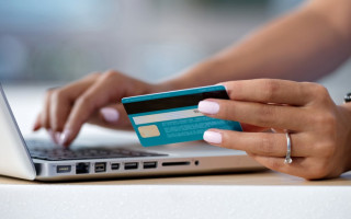 O cartão de crédito é outro método de pagamento amplamente utilizado no Brasil. 