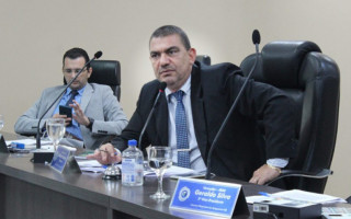  Vereador Gideon Soares (SD) apresentou requerimento solicitando estudo sobre viabilidade de auxílio-alimentação aos servidores. 
