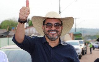 Ao celebrar a marca de 100 mil seguidores, o governador Wanderlei Barbosa destacou o trabalho feito na melhoria do Estado. 