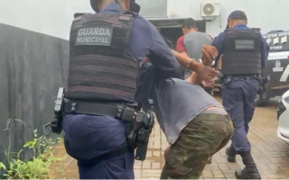Suspeitos foram encaminhados para a Delegacia de Plantão de Araguaína.