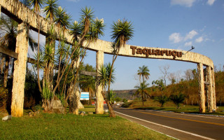 Portal de entrada do Distrito de Taquaruçu, a 30 km da capital Palmas