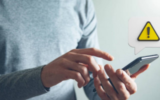A prática criminosa dos golpes virtuais pode ocasionar prejuízos financeiros e compartilhamento de informações pessoais e bancárias.