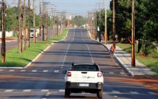 Com investimento de R$ 16,4 milhões, o Distrito Agroindustrial de Araguaína (Daiara) foi inaugurado com pavimentação asfáltica, restauração e drenagem da TO-422, além do trecho da BR-153 que dá acesso ao Distrito