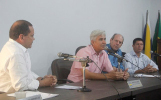 Ao lado de Vicentinho Alves, Dimas recebe respaldo total do prefeito de Wanderlândia