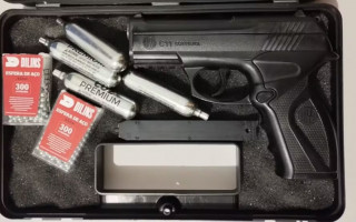 Pistola encontrada com suspeitos