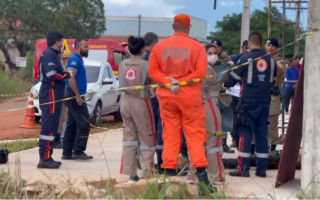 Vítima foi identificada como Romário Gomes de Azevedo, de 27 anos. 