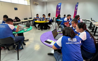 O Grand Prix é uma corrida de inovação que desafia os alunos do Senai a gerar idéias para o setor industrial.