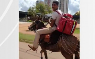 Com 19 anos, João Pedro dos Santos saiu de Brasília para estudar em Palmas