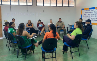 O comitê é formado por representantes das secretarias municipais da Assistência Social, da Saúde, da Educação, Secretaria Especial da Mulher, Conselho Tutelar, Guarda Municipal, Polícia Civil e Polícia Militar