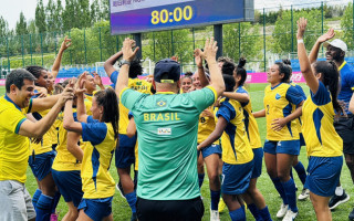Representando o Brasil com garra, a equipe feminina de futebol do Tocantins segue no Mundial Escolar 2024 na China