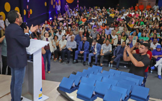 Governador Wanderlei Barbosa premia municípios destaques no aumento da alfabetização no Tocantins