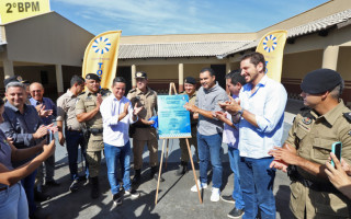 Cerimônia de inauguração da base da Força Tática do 2° BPM, com a presença de autoridades locais e estaduais