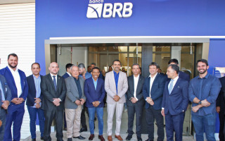 Wanderlei Barbosa e secretários de Estado participam da inauguração das agências do BRB em Palmas