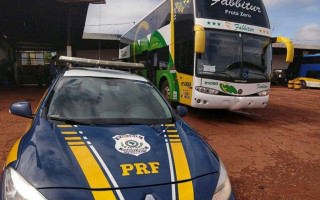 Ônibus foi flagrado durante fiscalização na BR 226, em Palmeiras do Tocantins.