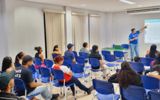 A proposta da EJA SESI consiste em formar cidadãos preparados para a vida social, profissional, tecnológica e ambiental.