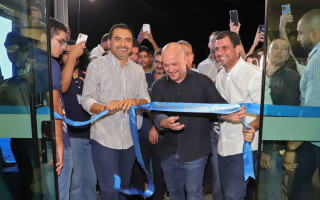 Acompanhado de sua equipe, governador Wanderlei Barbosa inaugura nova unidade do PronTO em Porto Nacional