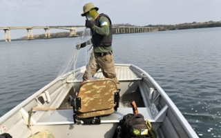 No Lago da UHE de Estreito, equipe apreende 1,1 mil metros de redes de emalhar e três tarrafas