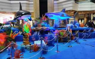 As réplicas gigantes e animatrônicas de diversas espécies marinhas se movem e emitem sons
