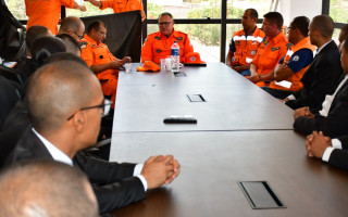 Ao centro, coronel ornelas destaca ações e convocação de Cadetes para combate a incêndios florestais