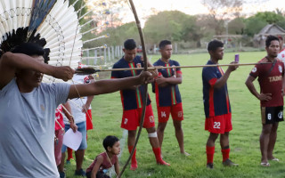 Disputa de arco e flecha nos Jogos Indígenas da Ilha do Bananal, na aldeia Canuanã