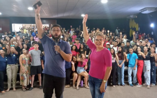 Estudantes sendo motivados a fazerem as provas do Enem 