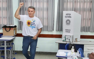 Eduardo Siqueira Campos votou neste domingo, 27