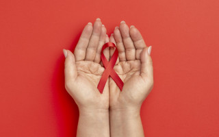  A campanha Dezembro Vermelho contribui para a luta contra o estigma e a discriminação associados às ISTs, em particular ao HIV.