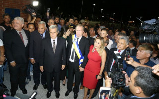 Na Assembleia Legislativa do Tocantins, Mauro Carlesse proferiu o juramento de posse como Governador Interino.