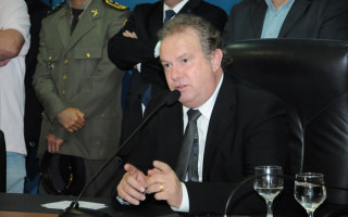 Governador Interino Mauro Carlesse (PHS).