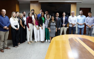 Presidente da Casa deu posse aos 10 primeiros servidores aprovados no concurso.  