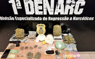 Operação foi deflagrada após denúncia anônima que indicava um ponto de distribuição de drogas na Capital - Foto: Alessandro Ferreira