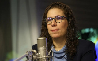 Ministra da Gestão e Inovação em Serviços Públicos, Esther Dweck.