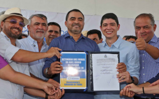  Com investimento de R$ 14 milhões, governador Wanderlei Barbosa assina retomada das obras do Anel Viário de Paraíso com entrega prevista para este ano.
