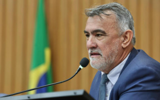 Deputado Amélio Cayres solicita melhorias em quatro rodovias do Tocantins.