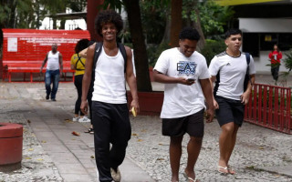  Foto de arquivo do Enem 2024 ilustra a matéria sobre a isenção da taxa do Enem 2025