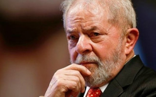 Após julgamento que durou dez horas, ministros negaram pedido da defesa do ex-presidente