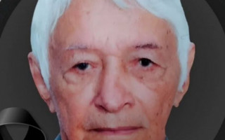 Professor Carvalho em uma de suas turmas de artes marciais, onde ensinava disciplina, técnica e valores para a vida.