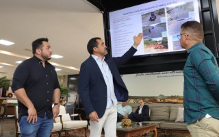 Governador Wanderlei Barbosa durante reunião com equipe da Ageto para tratar da recuperação emergencial das rodovias estaduais